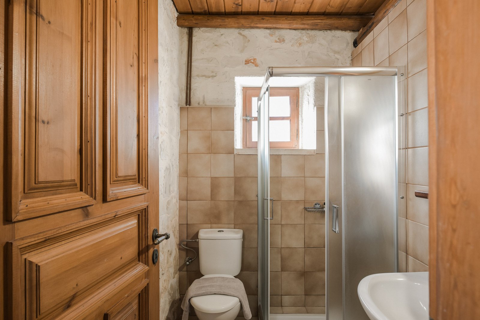 Villa Areti - Bathroom - Lithies Organic Farm Zakynthos