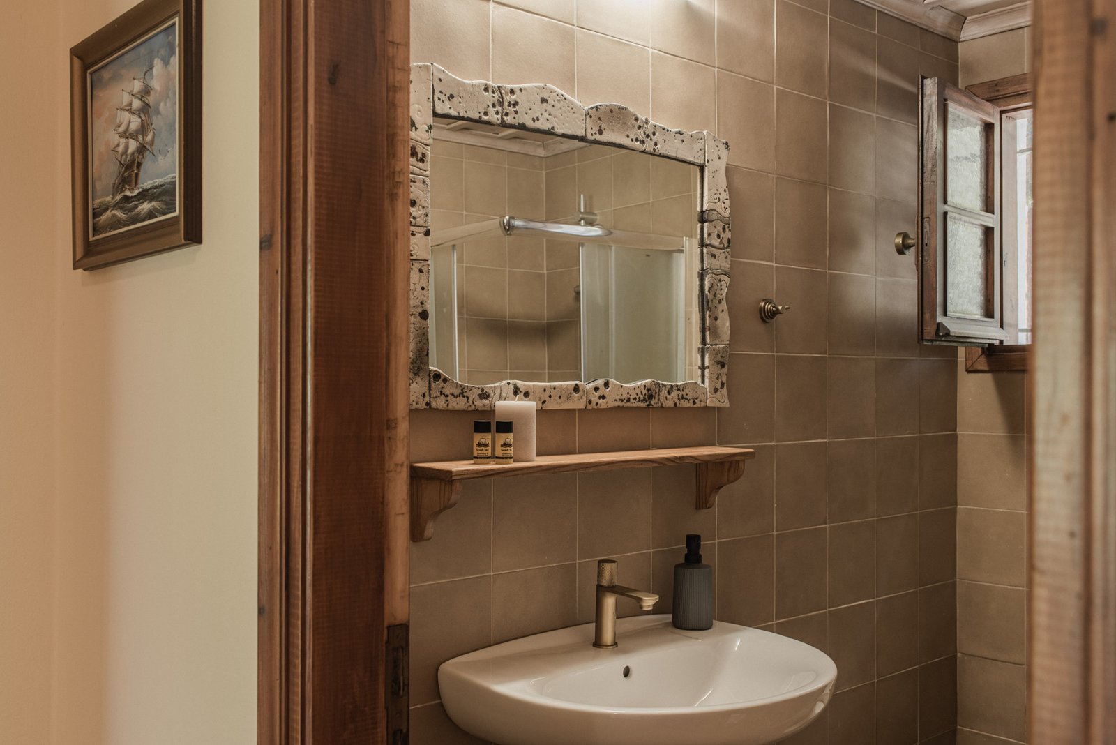 Villa Hara - Bathroom - Lithies Organic Farm