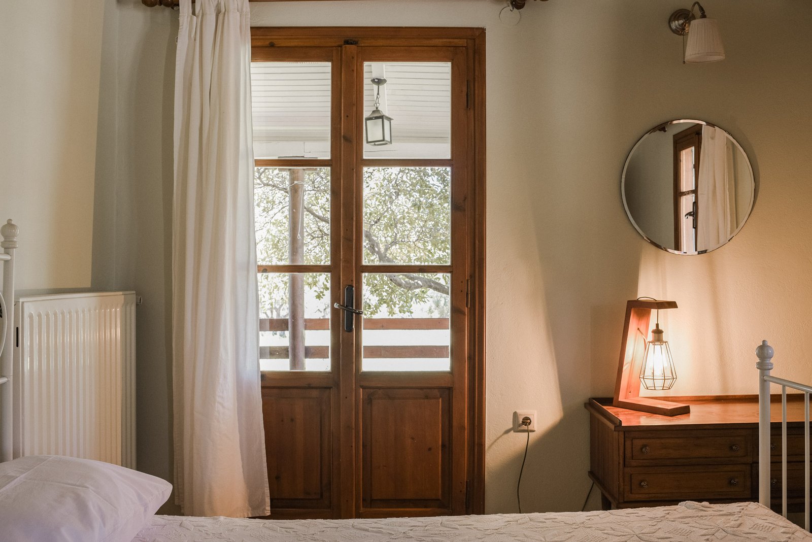 Villa Sofia - Master Bedroom - Lithies Organic Farm
